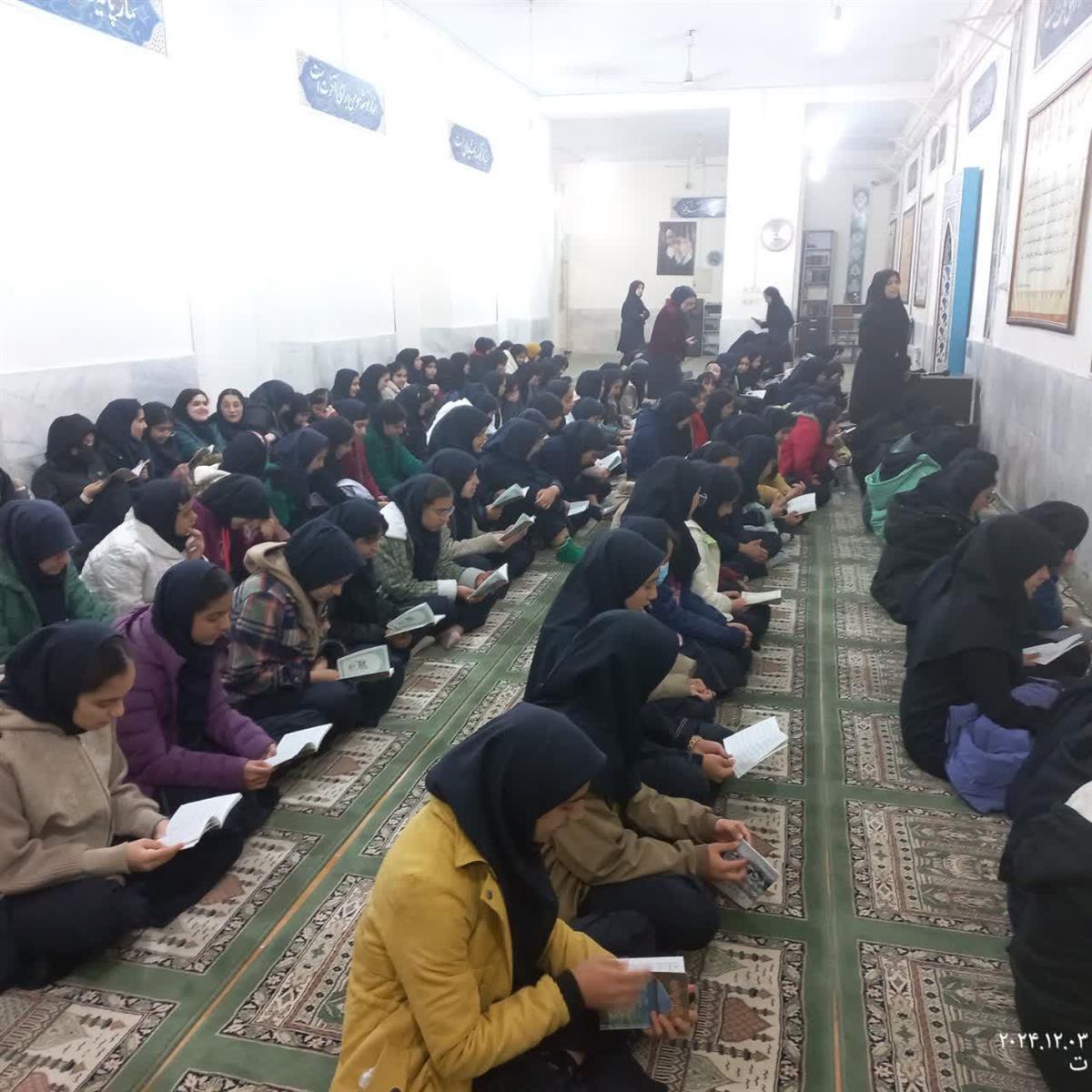  مراسم دعای توسل به مناسبت شهادت حضرت فاطمه(س) 